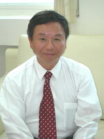 Dr. Chih-Liang Yaung 